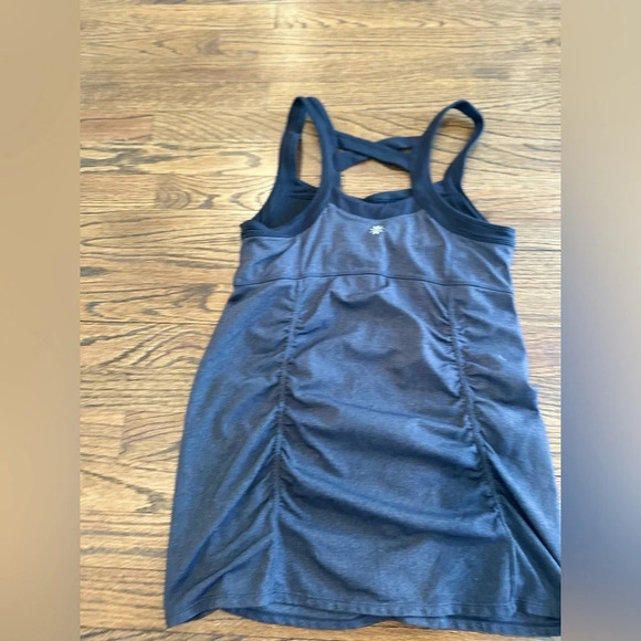Athleta Scrunch Tank Top Workout Gray Womens Size Medium activewear running - Picture 3 of 6